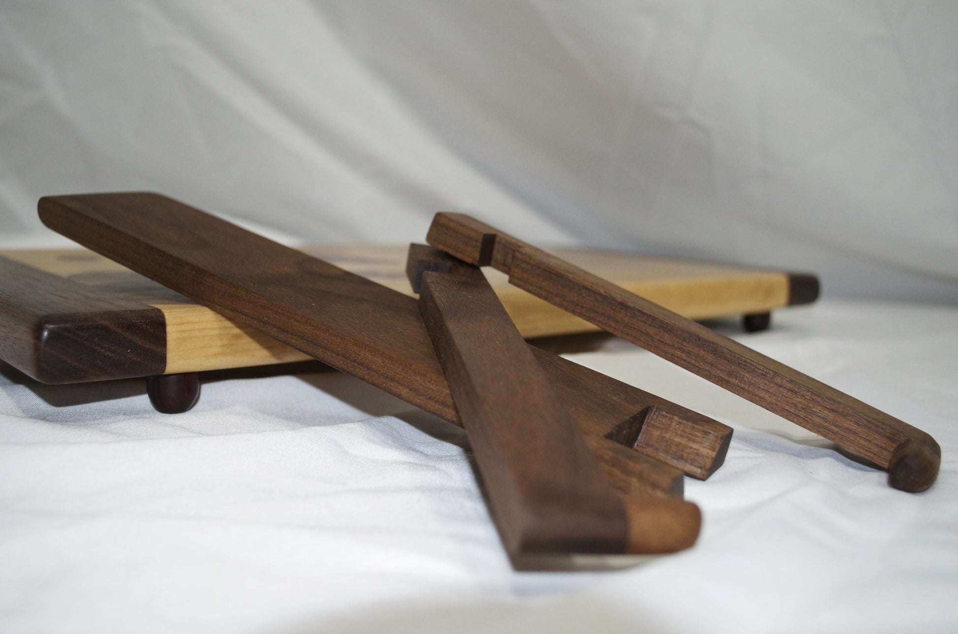 wood Challah board with stand 